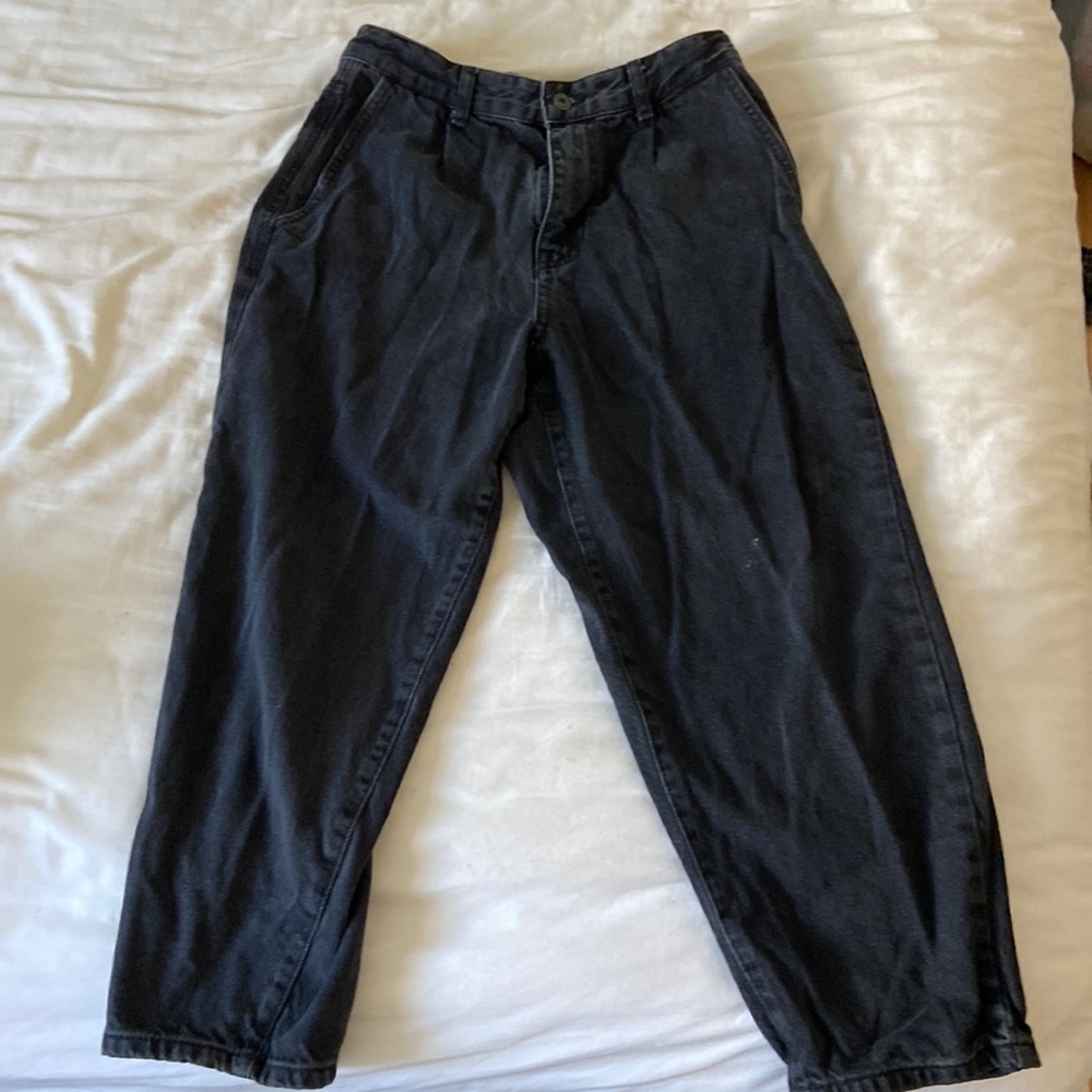 PULL N BEAR BAGGY TAPERED JEANS